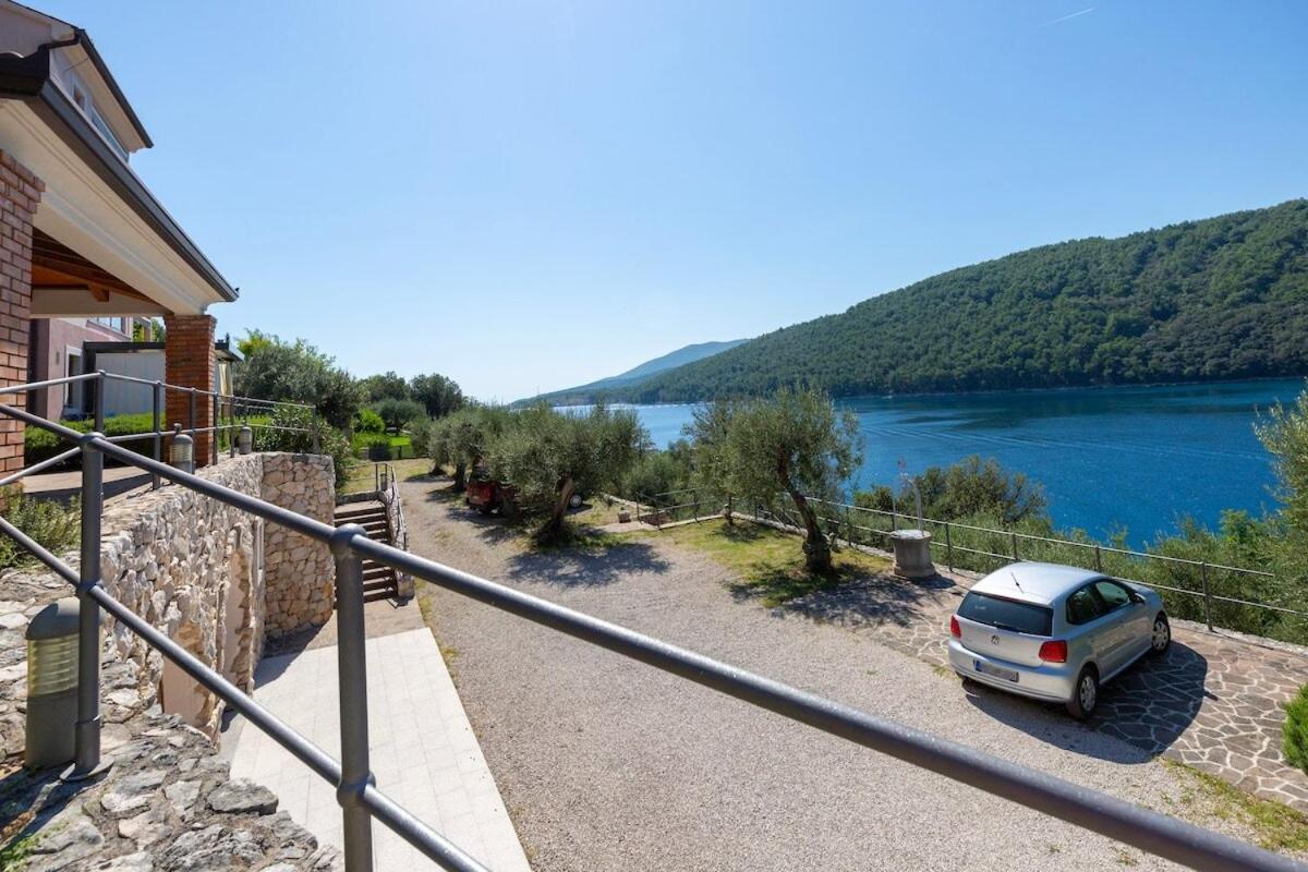 Istria Sea Side Apartment 210 & 209 Лабин Номер фото